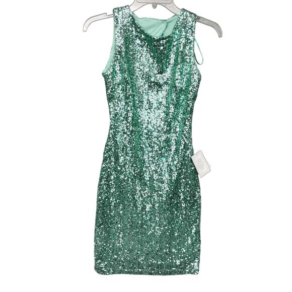 B. Darlin NWT Mini Sequins Mini Dress Size 1/2 Mint Green Open Back Sleeveless - Picture 7 of 13